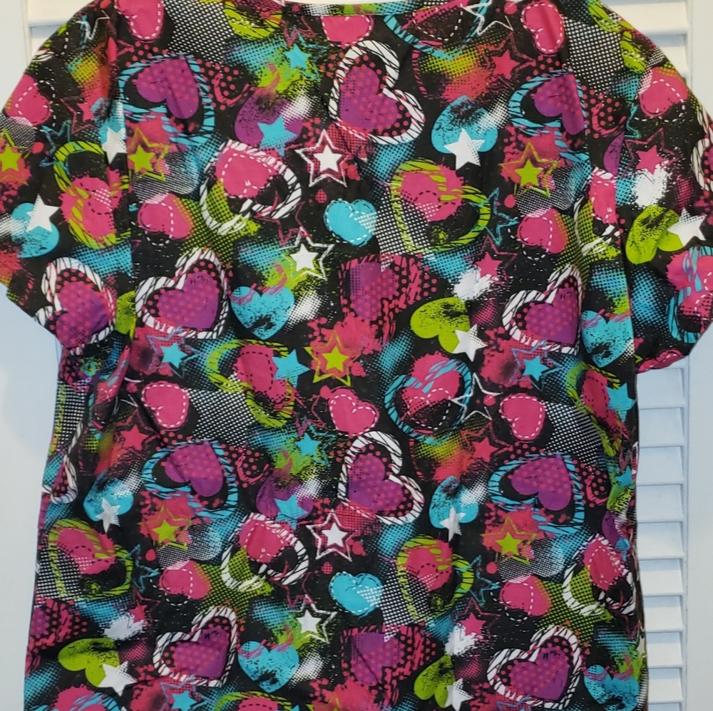 Scrub top - Picture 2 of 4